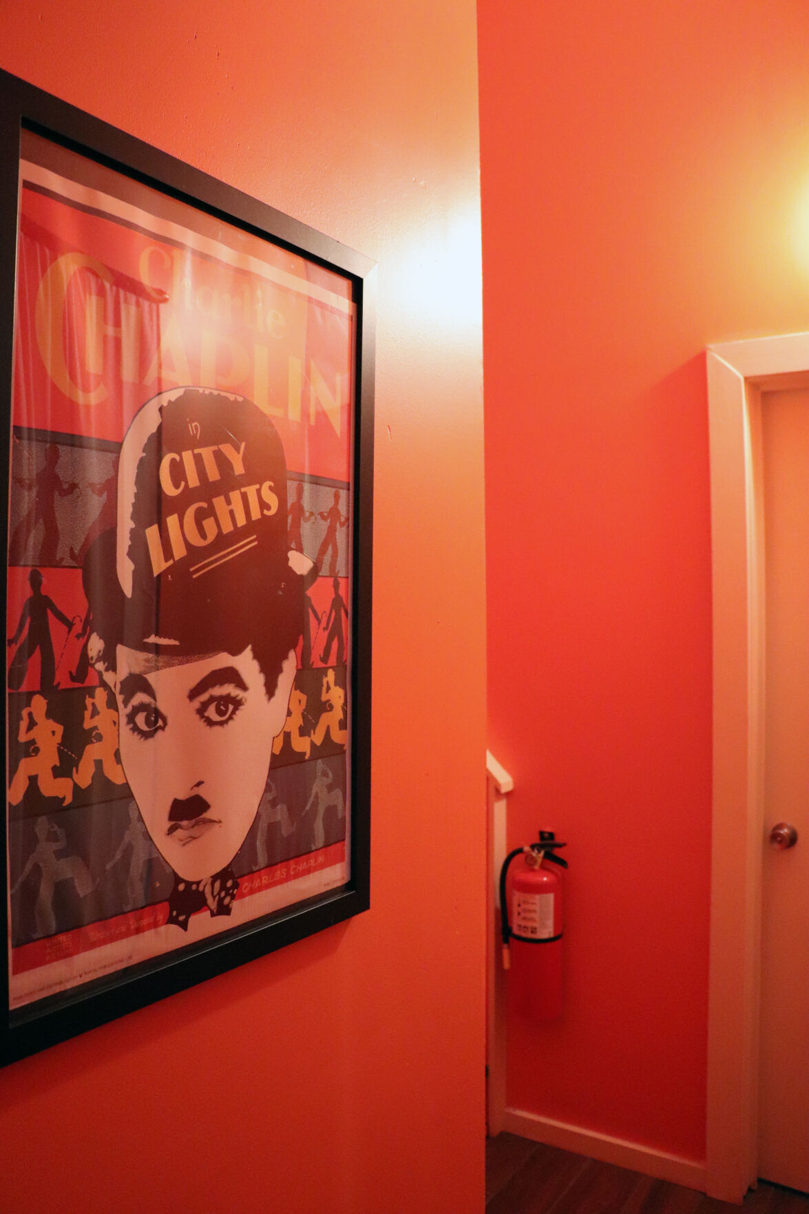 arkadin hallway to back